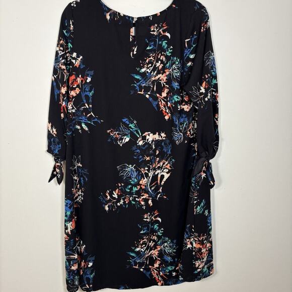 EVRI Plus Size Floral Printed Black Midi Shift Dress Knot Sleeve 0X 14W 16W - Picture 7 of 8